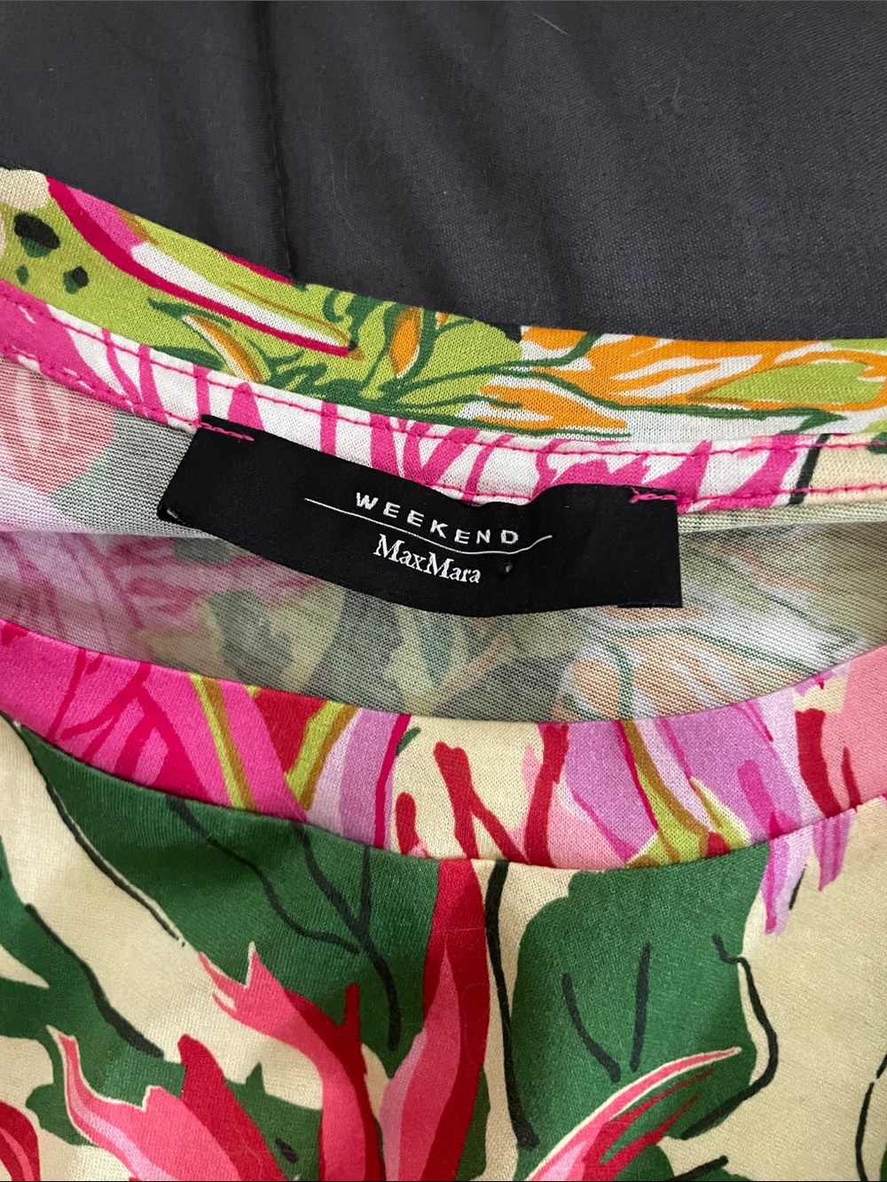 Max Mara Weekend Floral Short-Sleeve Top — Pink Multi PTP 19.5 - Picture 11 of 12
